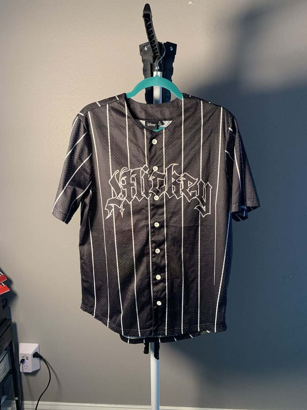 Disney Mickey Mouse Vintage Style Pinstripe Baseball Jersey Black Size M
